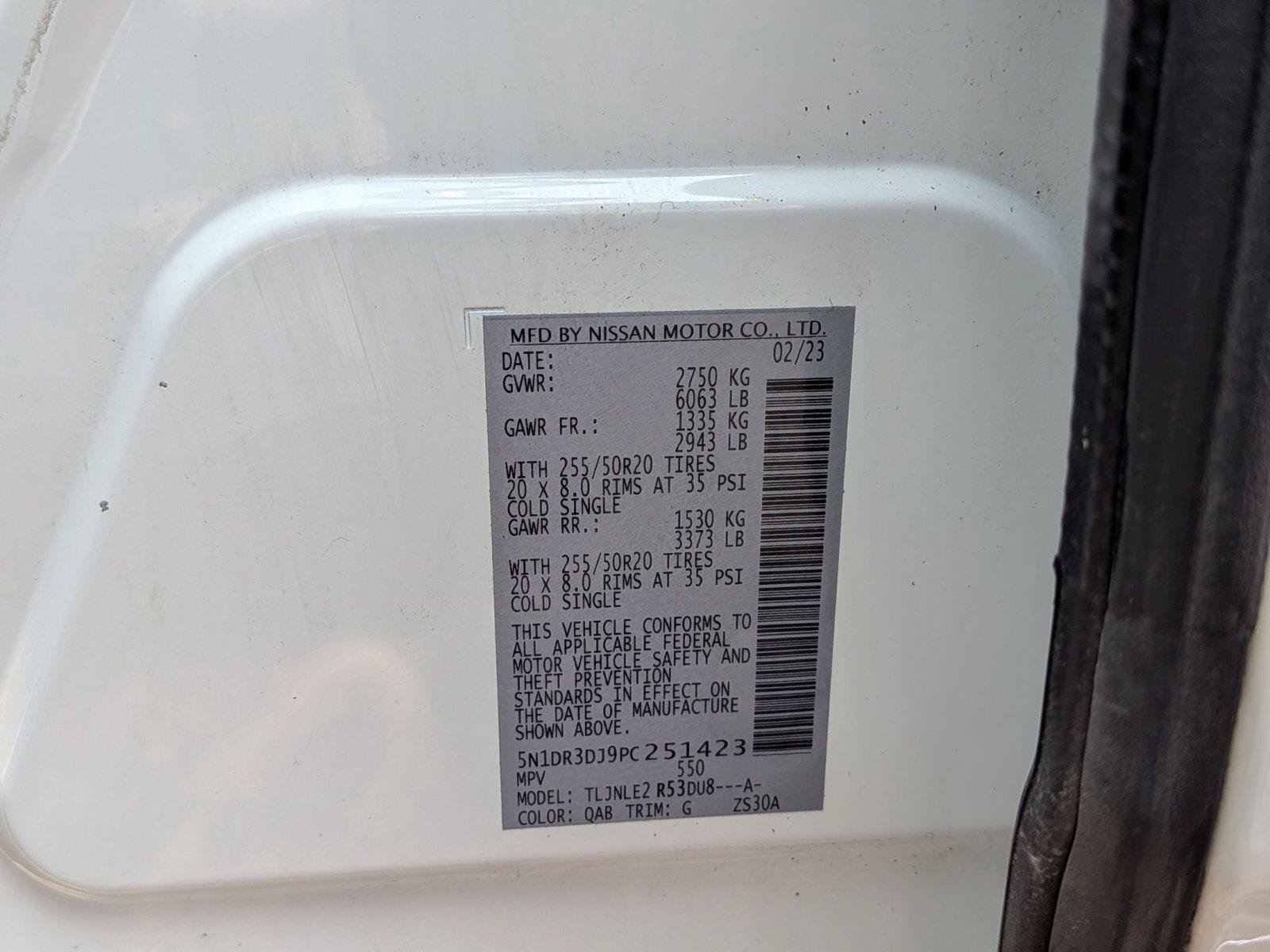 Used 2023 Nissan Pathfinder Platinum w/ Cargo Package AWD/4WD image 38