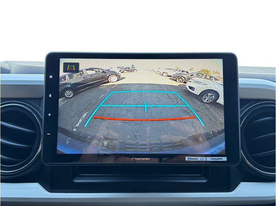 Used 2016 Toyota Tacoma TRD Sport w/ Towing Package RWD image 17