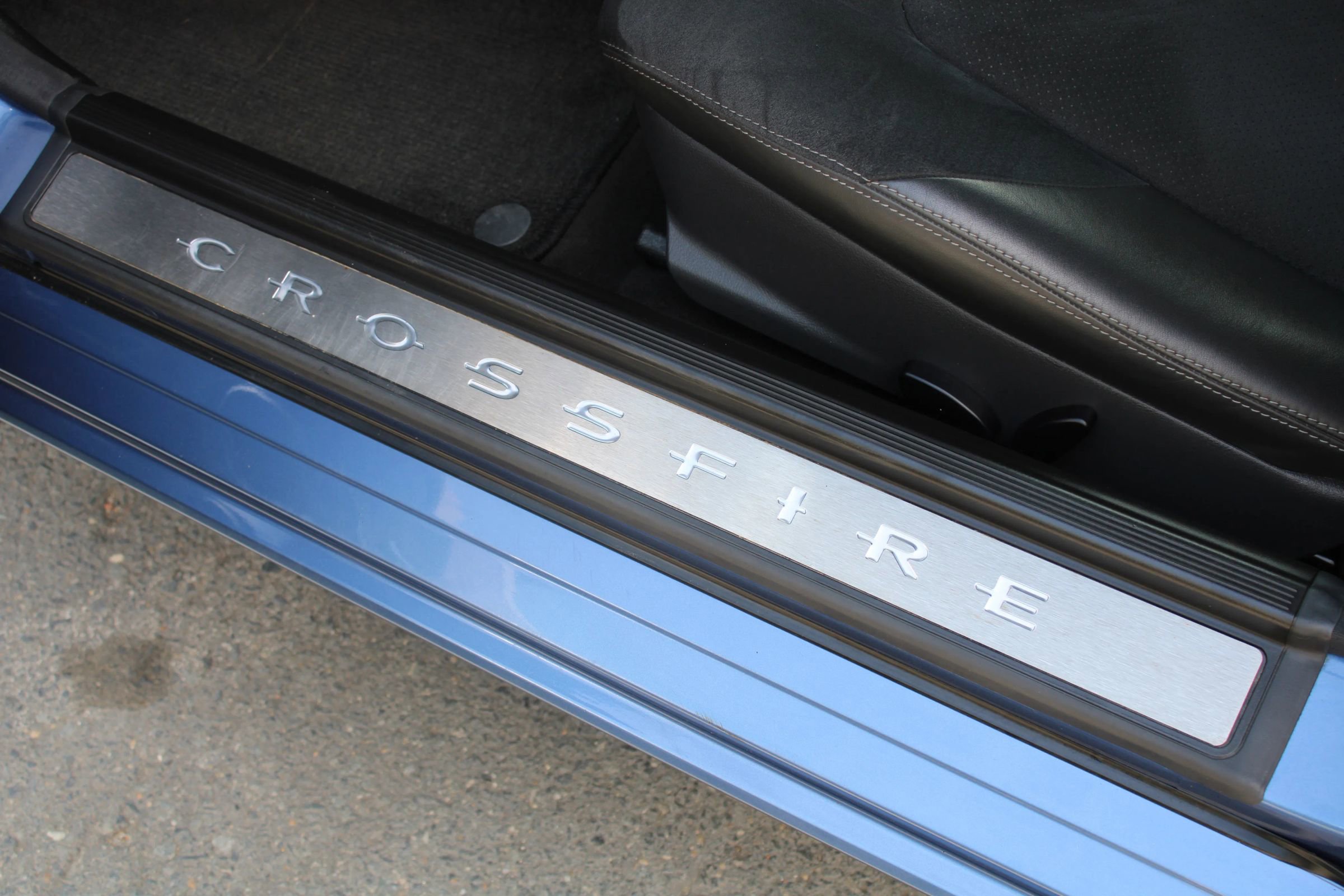 Used 2005 Chrysler Crossfire SRT-6 image 23