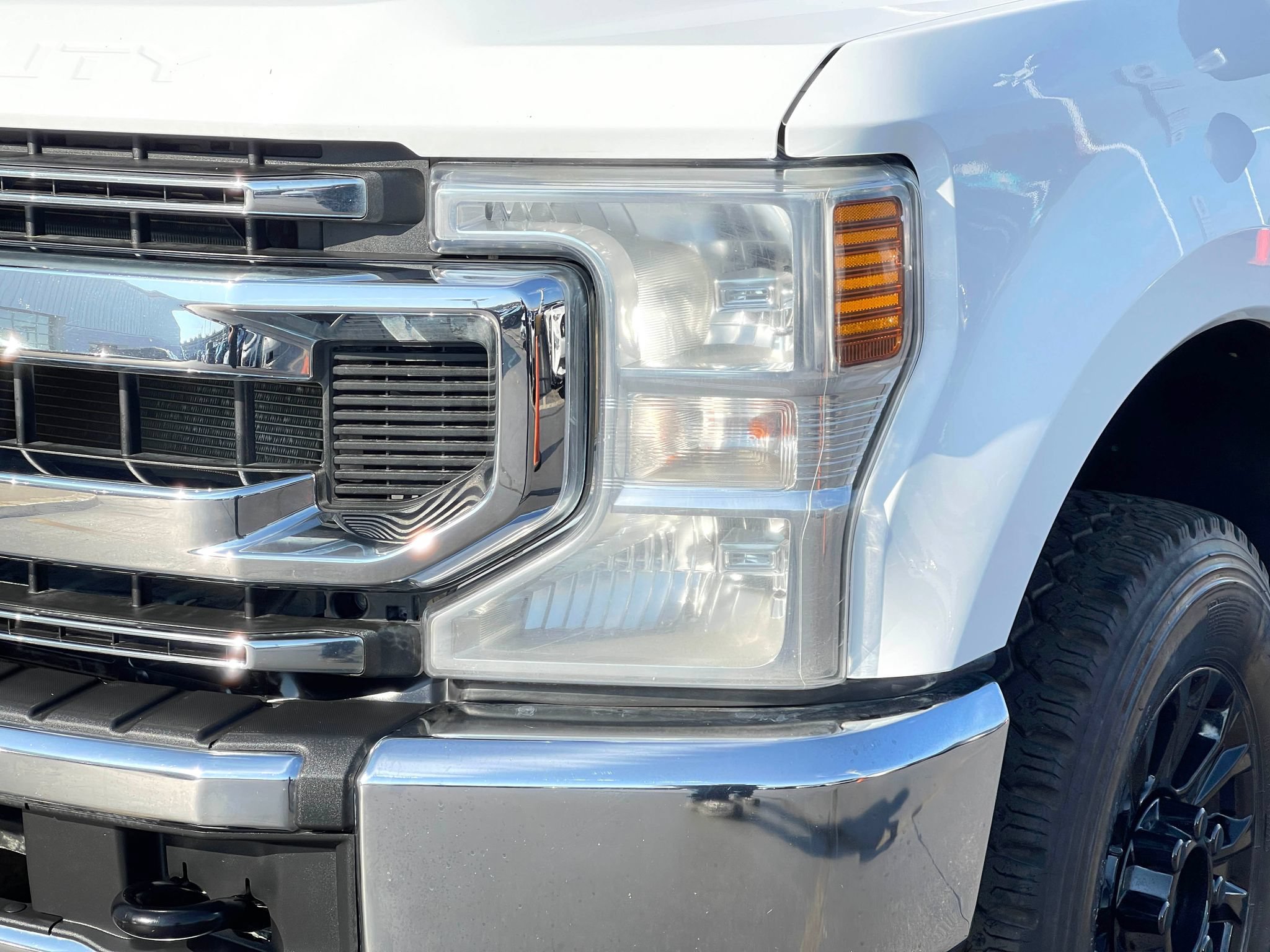 Used 2021 Ford F250 XLT w/ FX4 Off-Road Package AWD/4WD image 30