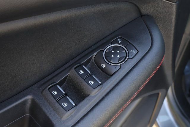 Used 2021 Ford Edge ST-Line image 11