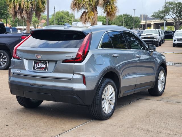 Used 2024 Cadillac XT4 Luxury FWD image 7