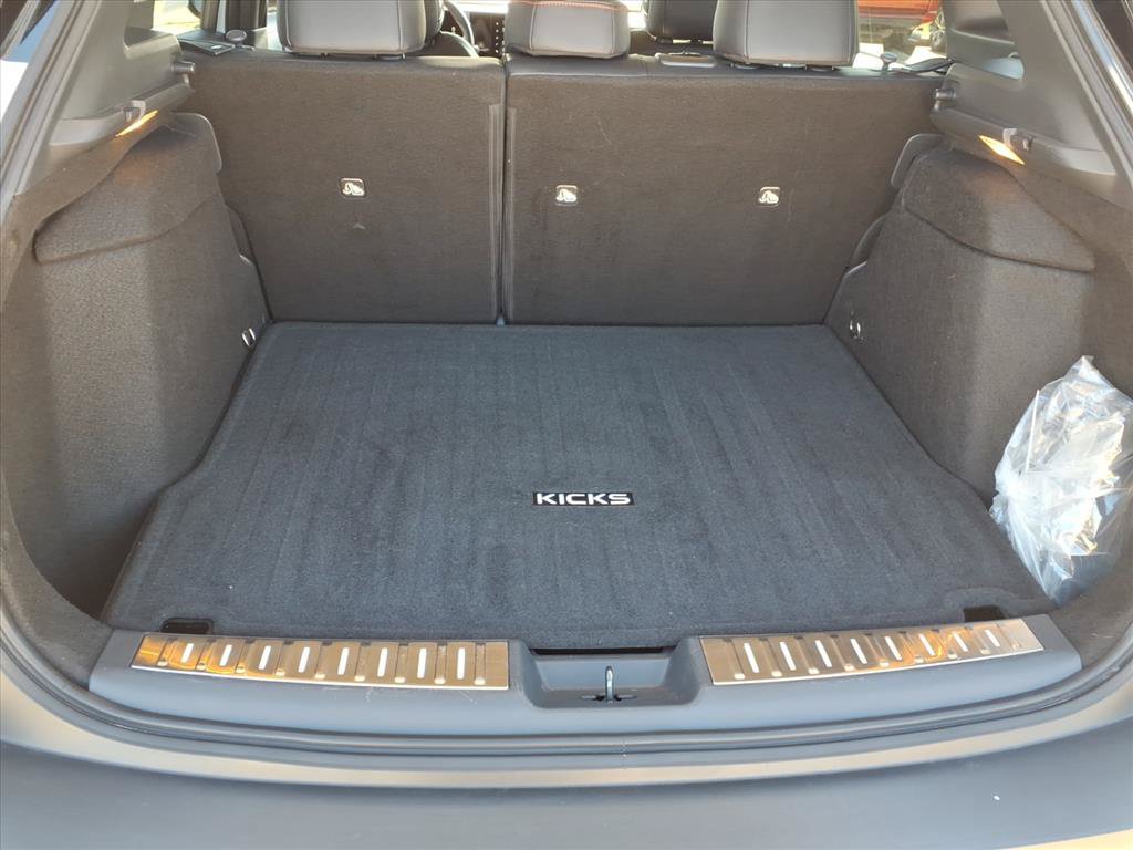 Certified 2025 Nissan Kicks SR w/ SR Premium Package AWD/4WD image 20