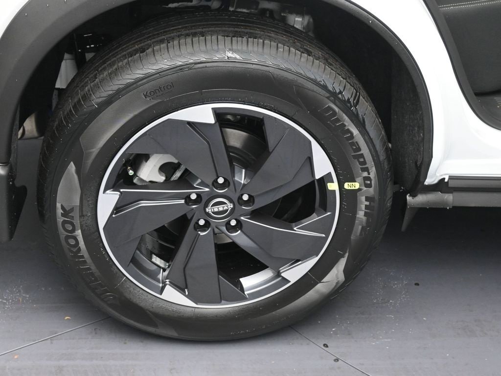 New 2026 Nissan Rogue SV image 5