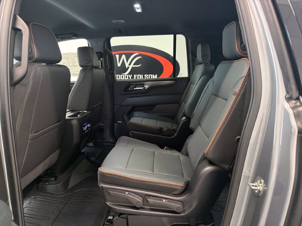 New 2026 GMC Yukon XL AT4 w/ LPO, Floor Liner Package AWD/4WD image 15