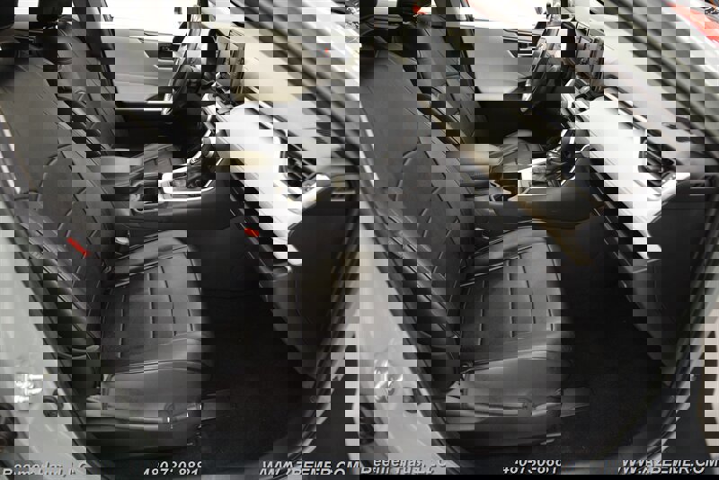 Used 2019 Toyota RAV4 XLE w/ Convenience Package image 15