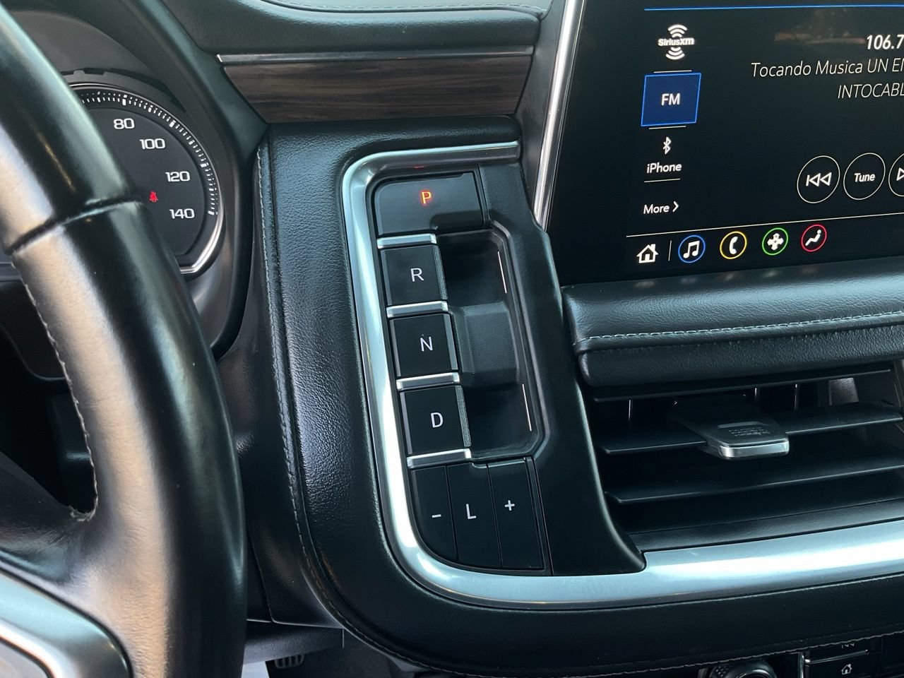 Used 2021 Chevrolet Tahoe Z71 AWD/4WD image 30