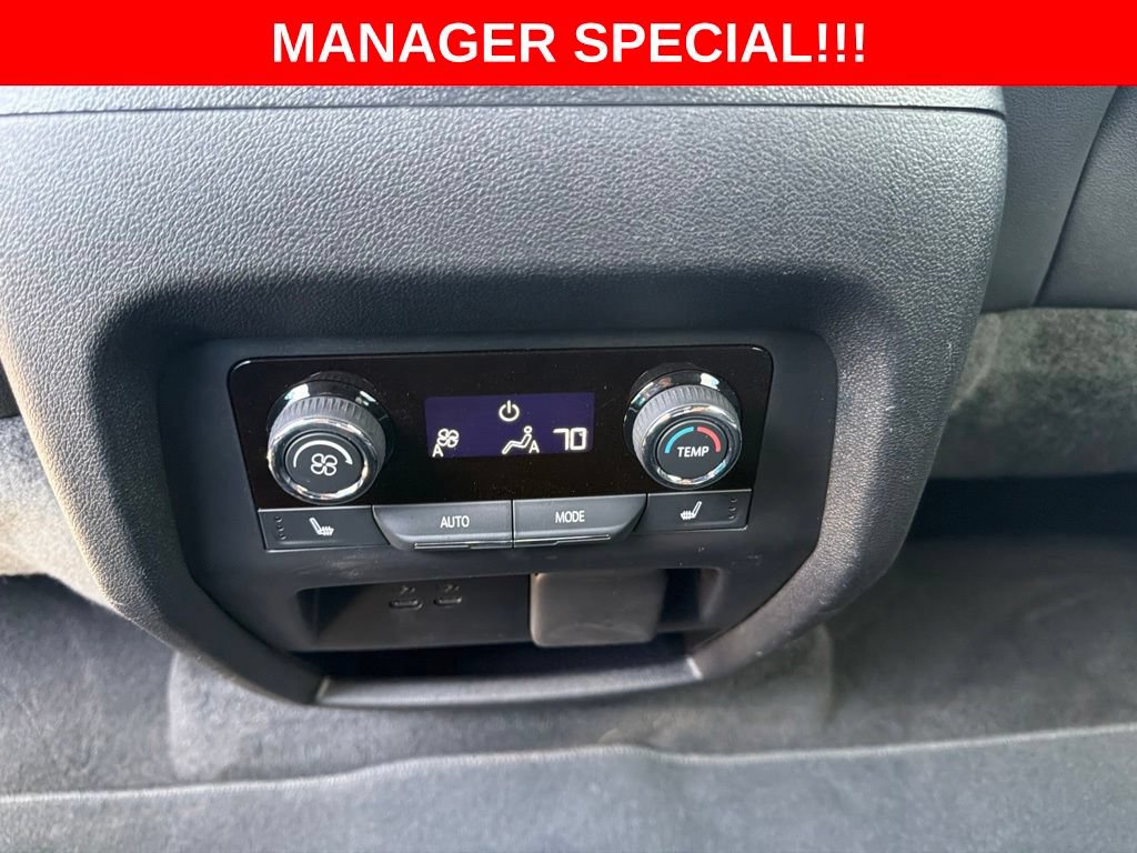 Used 2026 Chevrolet Traverse High Country AWD/4WD image 35