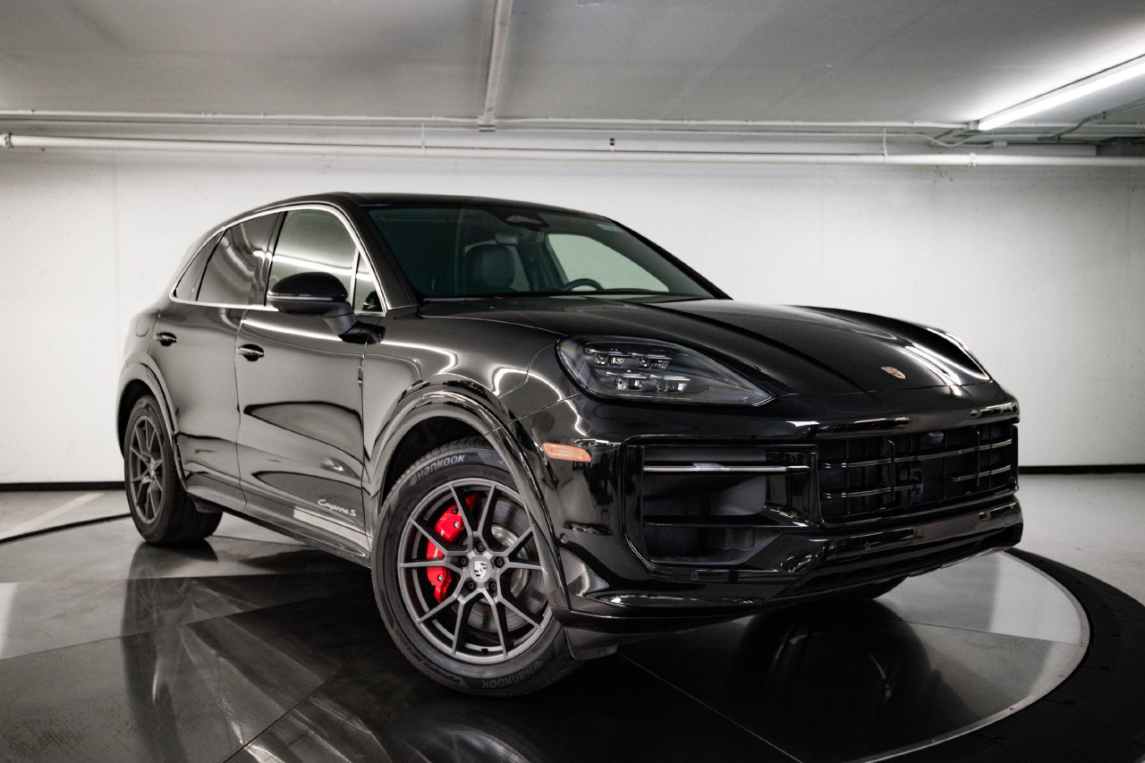 Certified 2026 Porsche Cayenne S AWD/4WD image 9