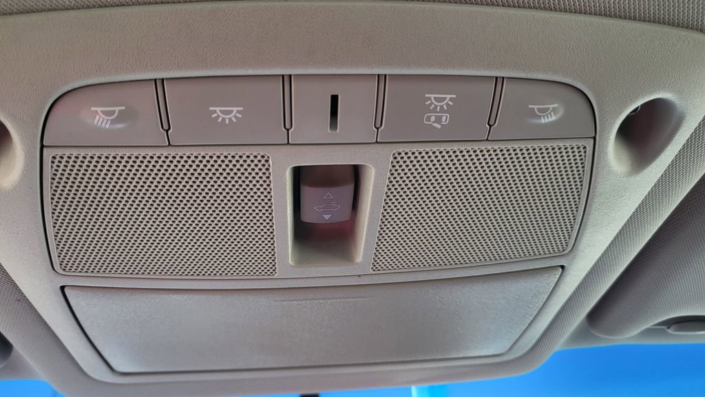 Used 2015 Nissan Altima 3.5 SL FWD image 33