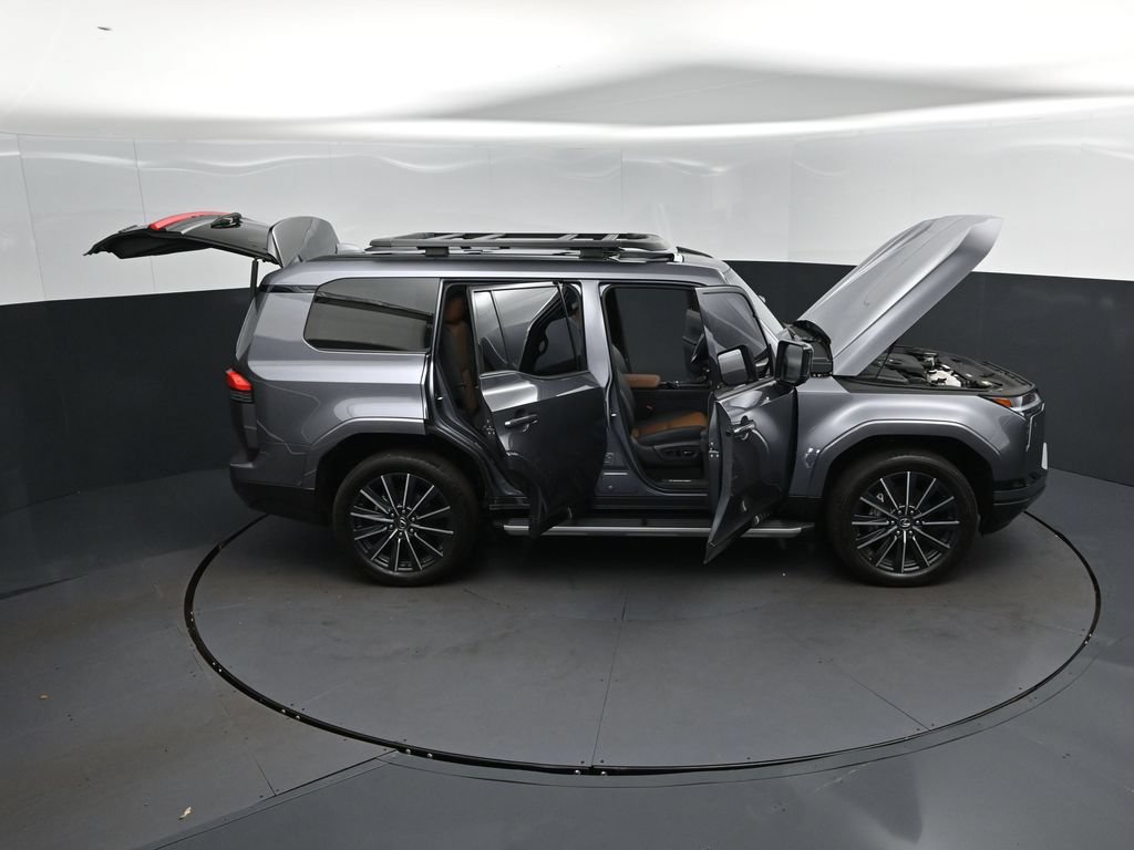 Certified 2024 Lexus GX 550 w/ Accessory Package (31) AWD/4WD image 50