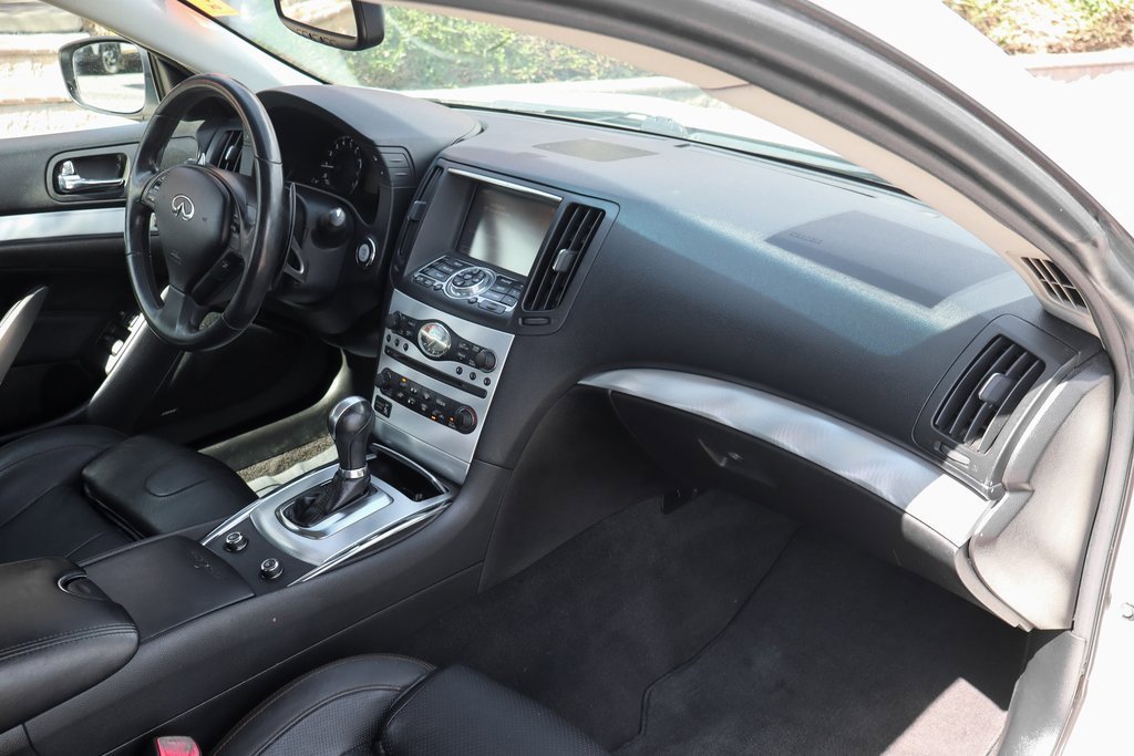 Used 2015 INFINITI Q60 Sport Limited image 40