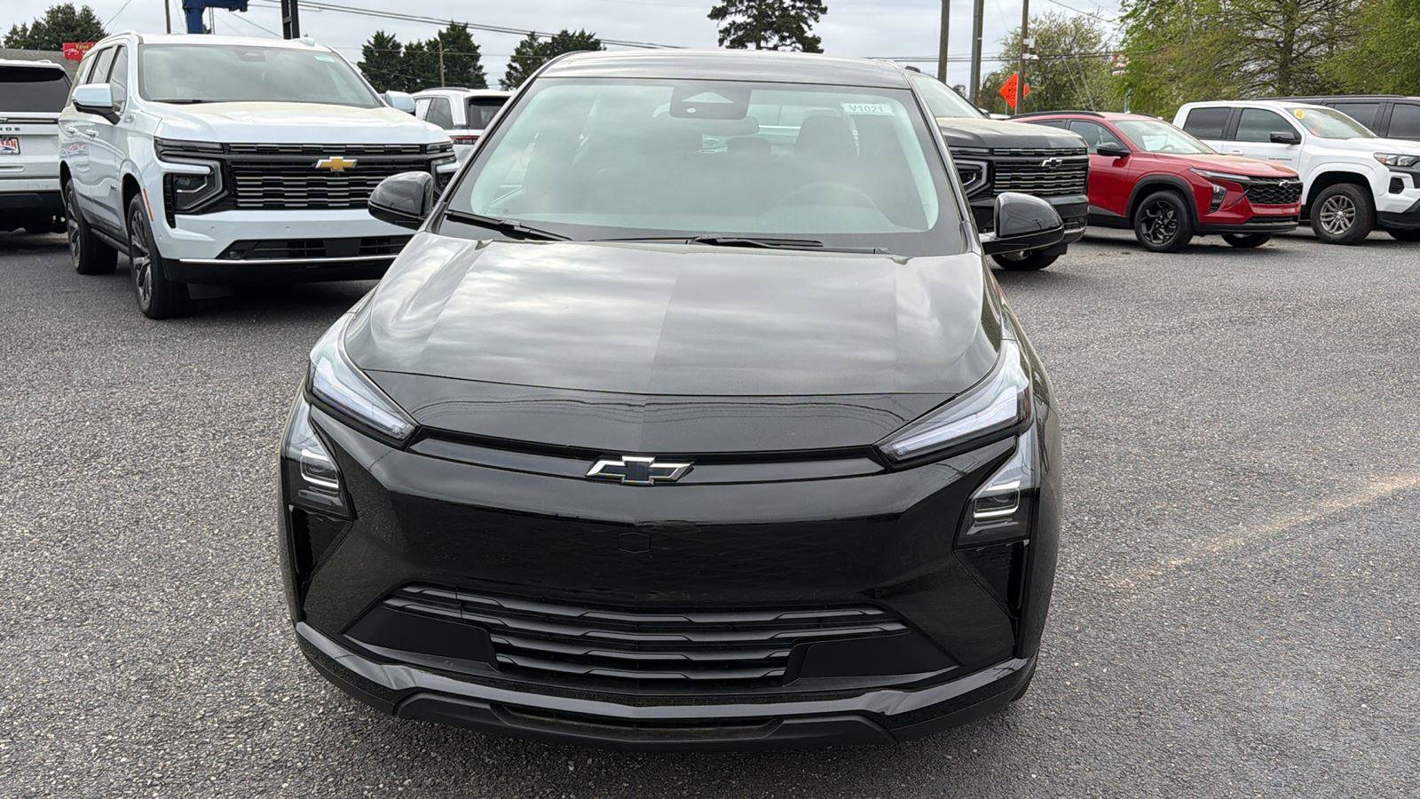 New 2027 Chevrolet Bolt LT w/ Comfort Package FWD image 2