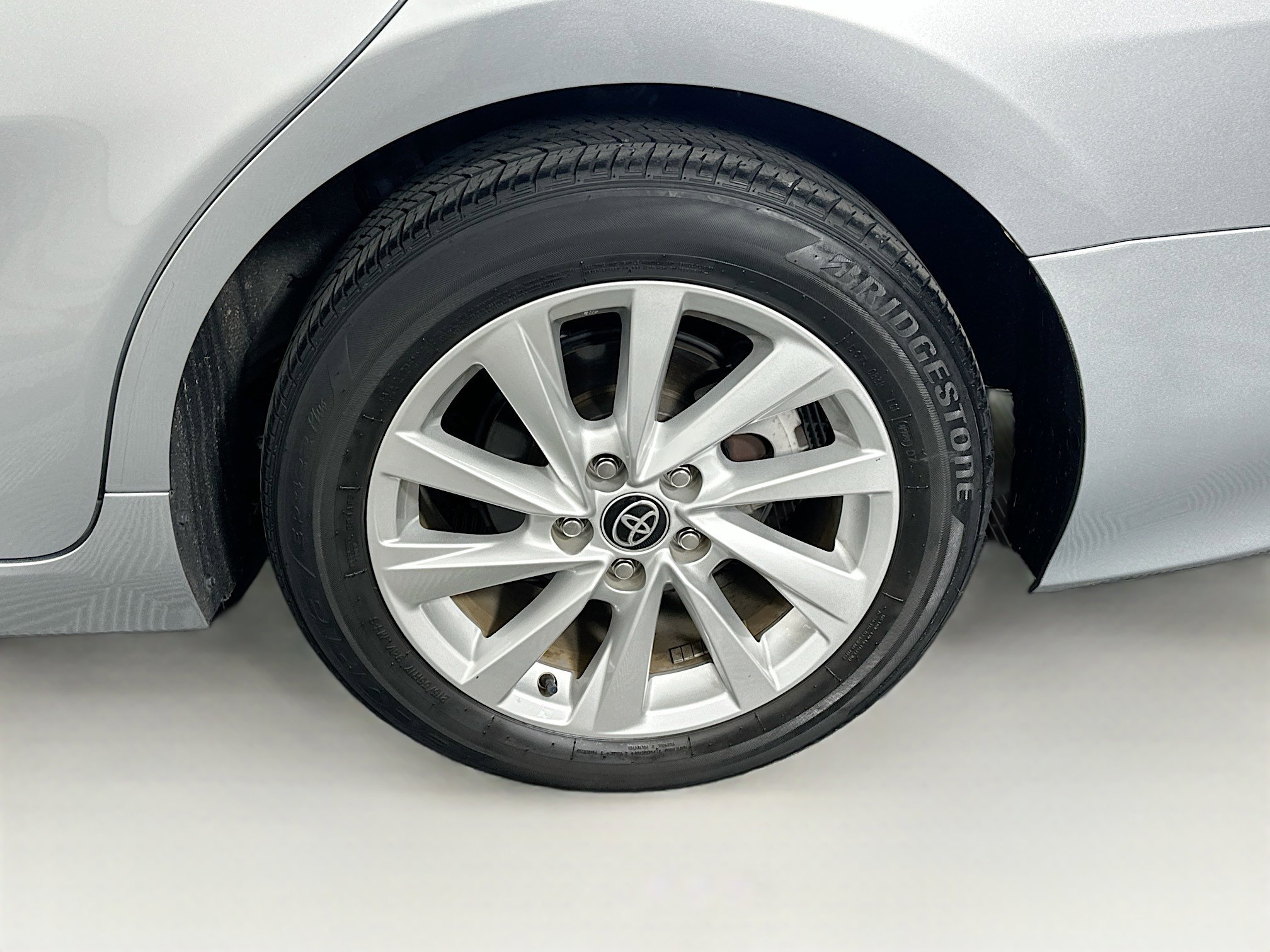 Used 2023 Toyota Camry LE w/ Convenience Package FWD image 11