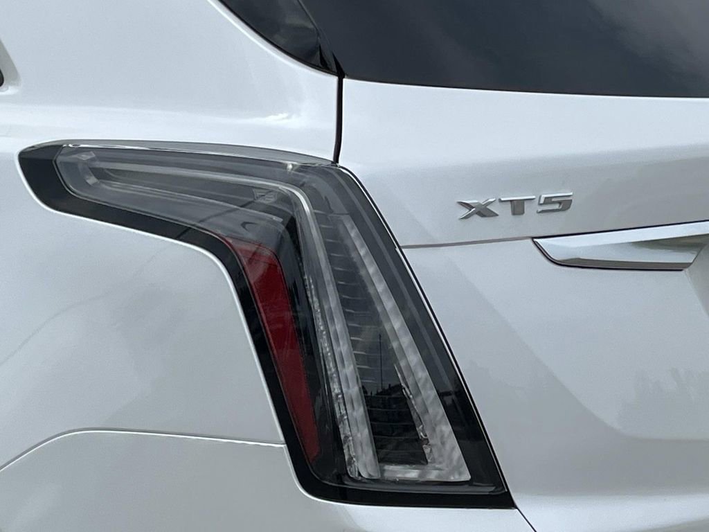 New 2025 Cadillac XT5 Sportv w/ Technology Package image 10