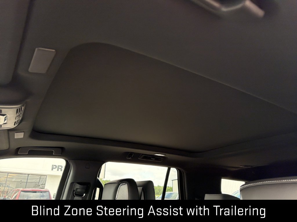 New 2026 GMC Yukon AT4 Ultimate w/ LPO, Floor Liner Package AWD/4WD image 19