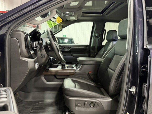 Certified 2025 GMC Sierra 1500 SLT w/ SLT Premium Plus Package AWD/4WD image 12