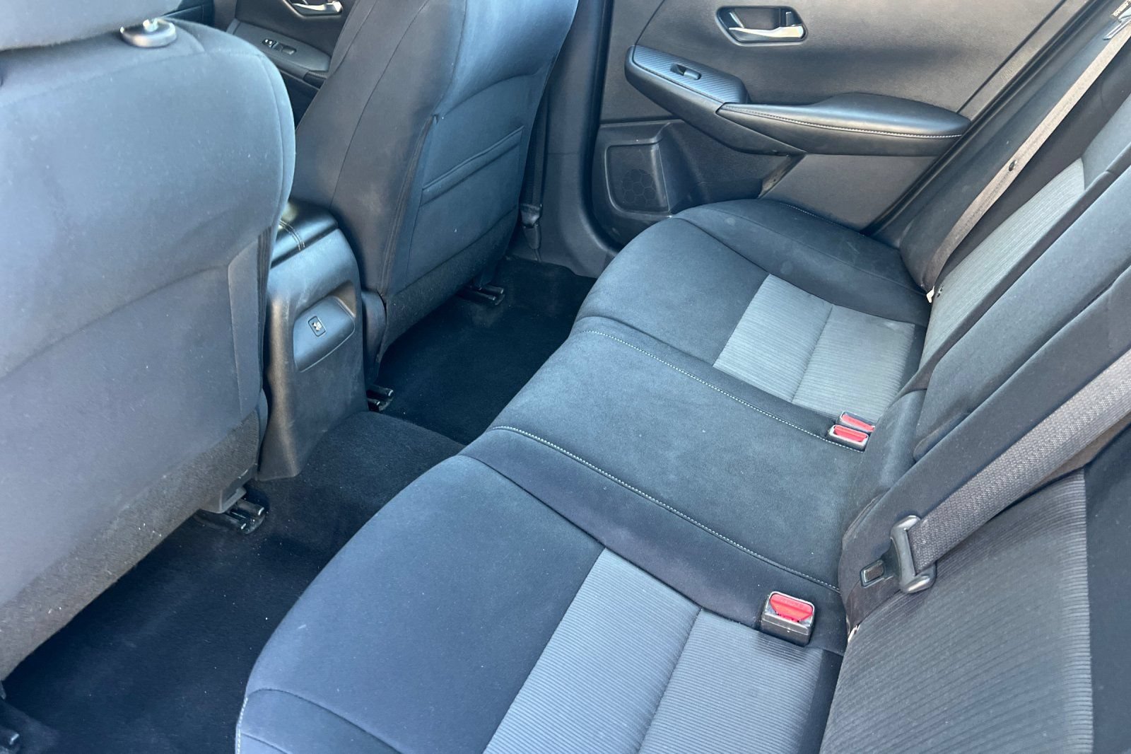 Used 2022 Nissan Sentra SV FWD image 13