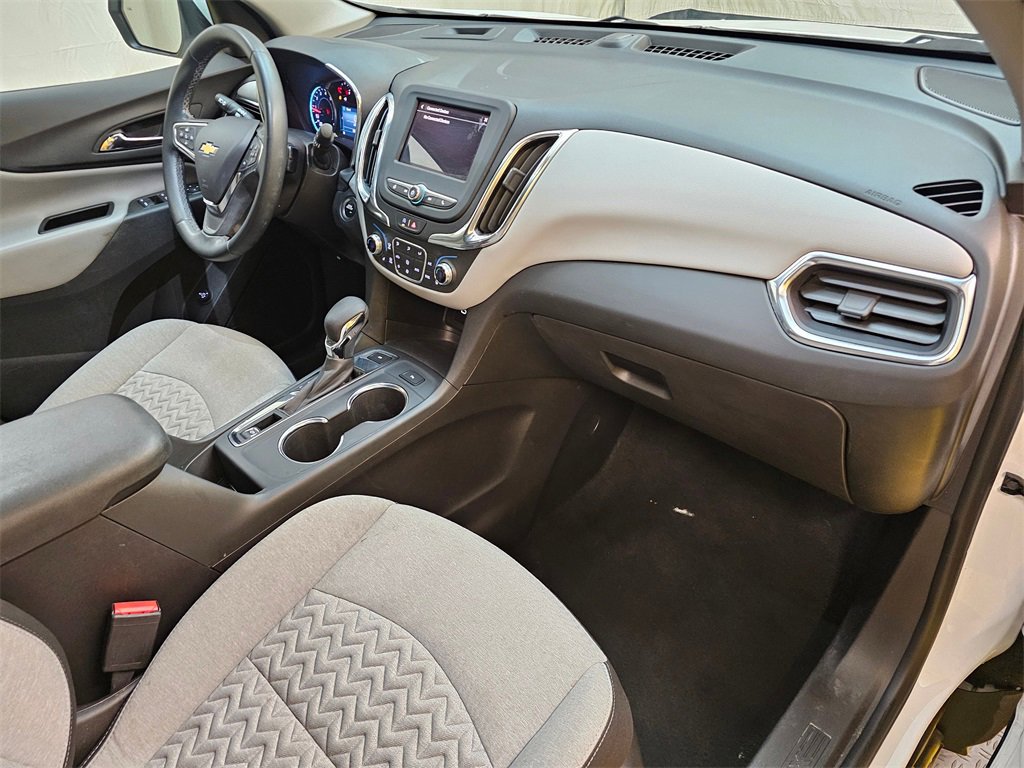 Used 2023 Chevrolet Equinox LT w/ Driver Convenience Package image 12