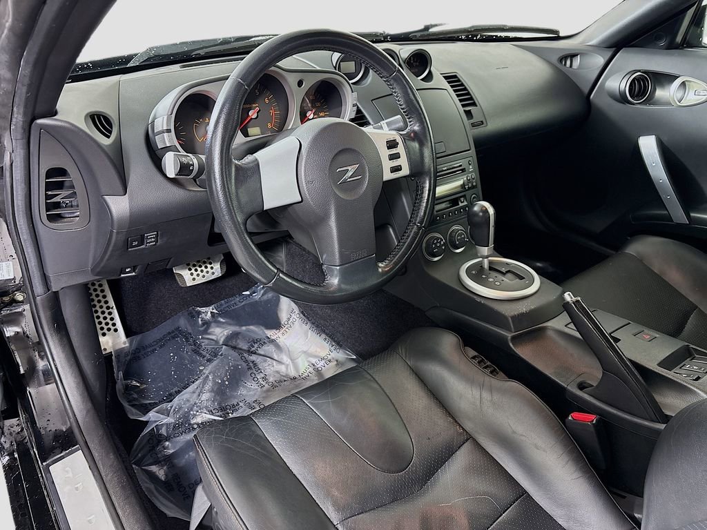 Used 2005 Nissan 350Z Touring image 9