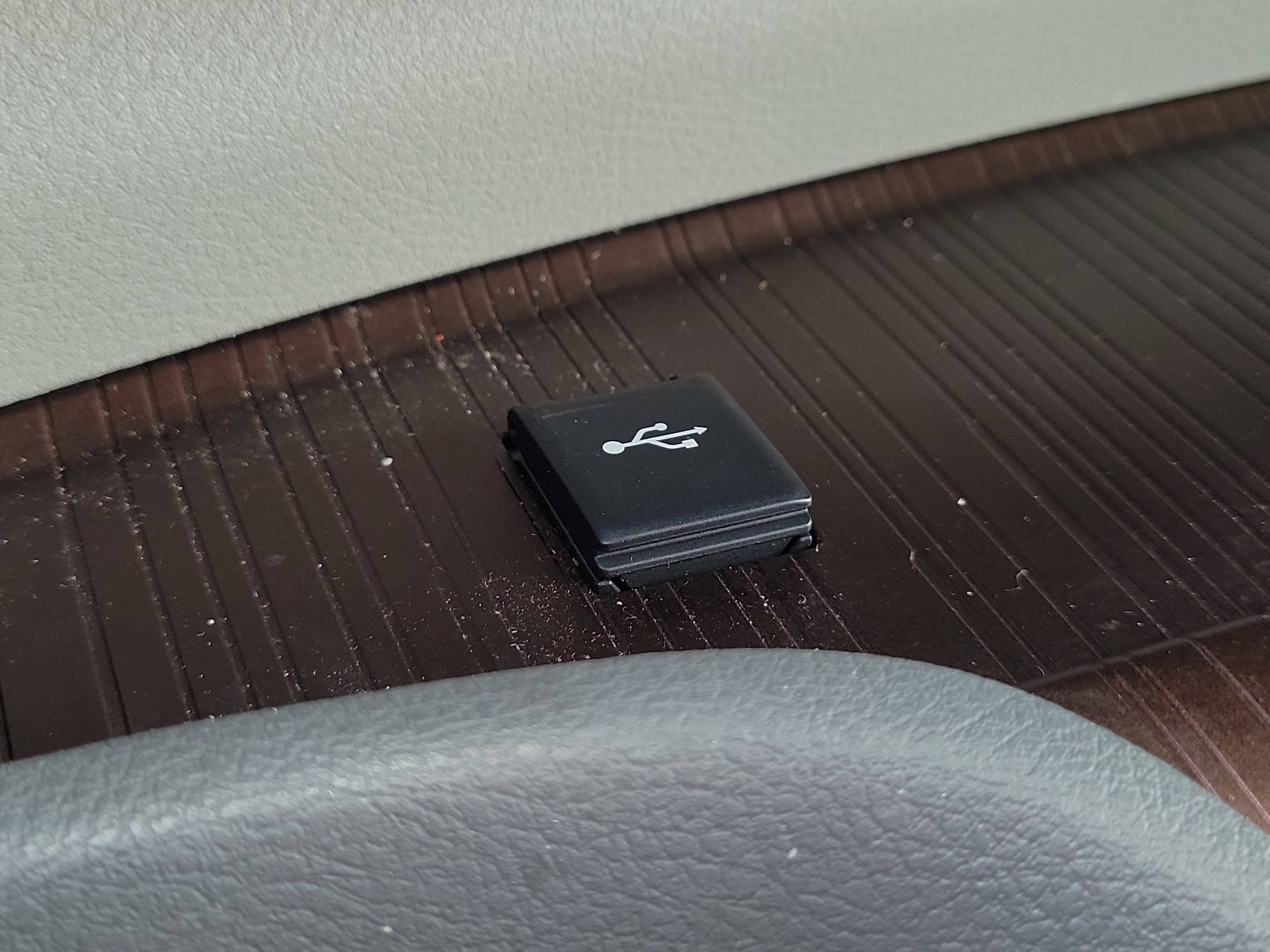 Used 2021 Toyota Sienna LE image 30