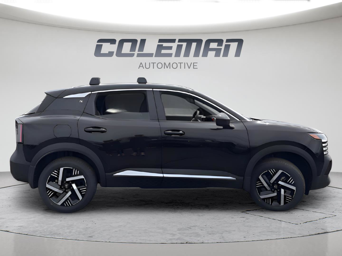 New 2026 Nissan Kicks SV w/ Cold Weather Package FWD image 6