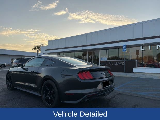 Used 2019 Ford Mustang Coupe image 7