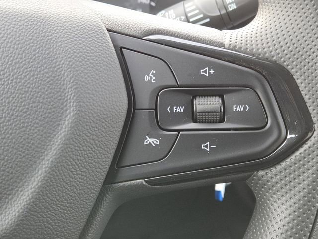 New 2026 Chevrolet Trax LS w/ LS Convenience Package FWD image 13