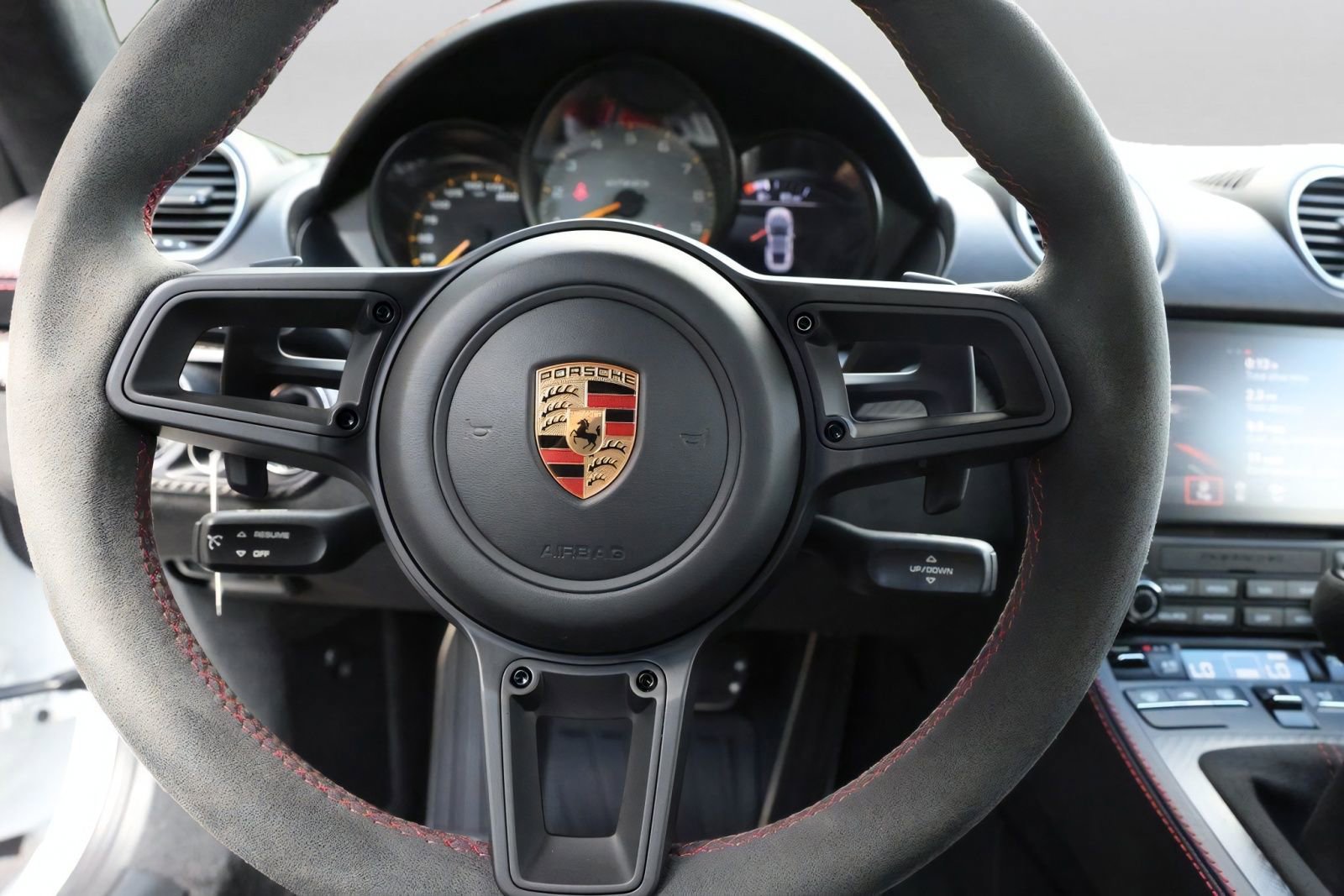 Used 2023 Porsche 718 Cayman GT4 RS RWD image 34