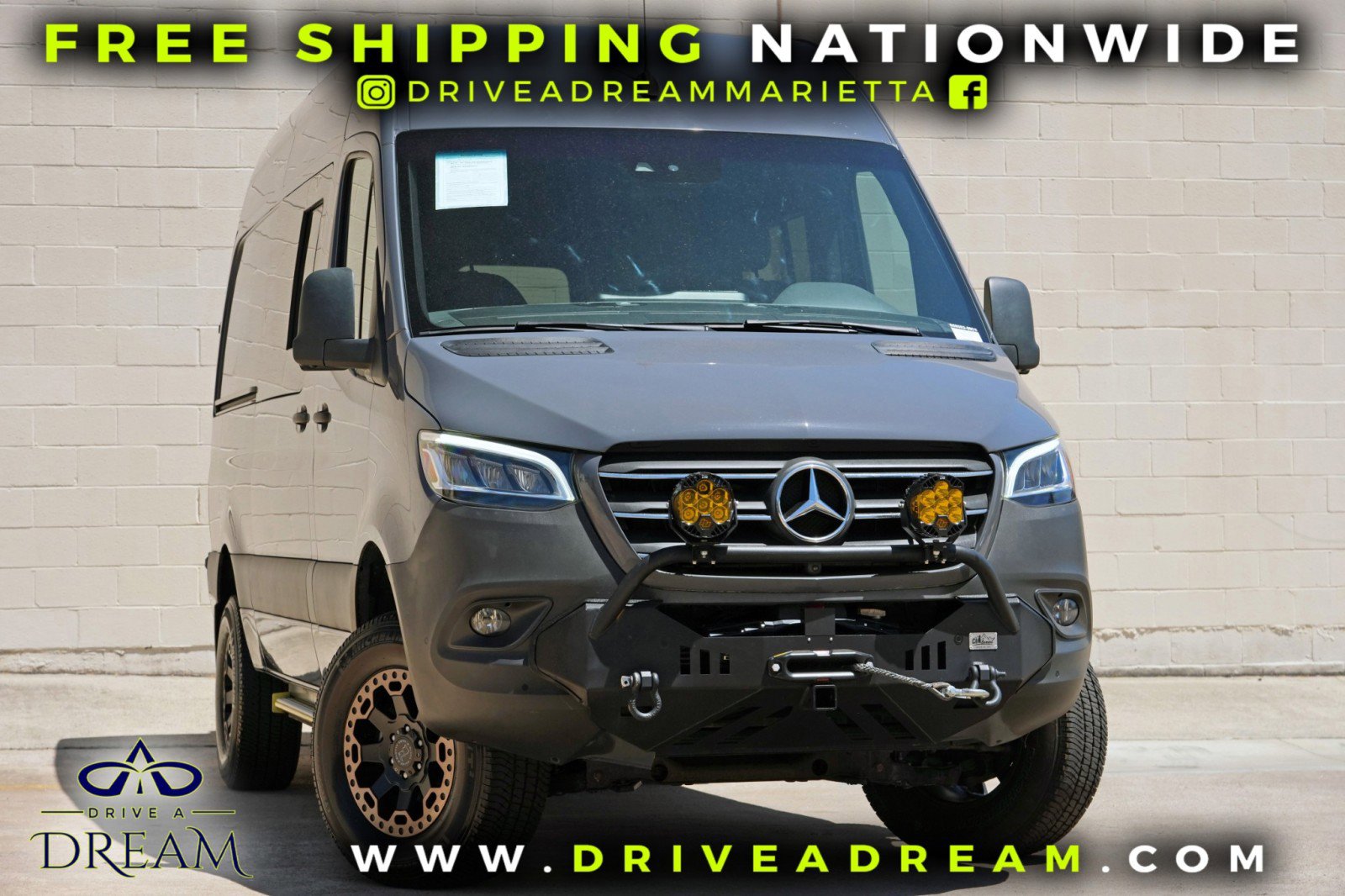 Used 2021 Mercedes-Benz Sprinter 2500 w/ Comfort Plus Package image 2