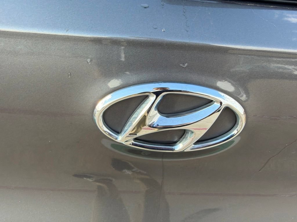 Used 2020 Hyundai Tucson Value FWD image 16