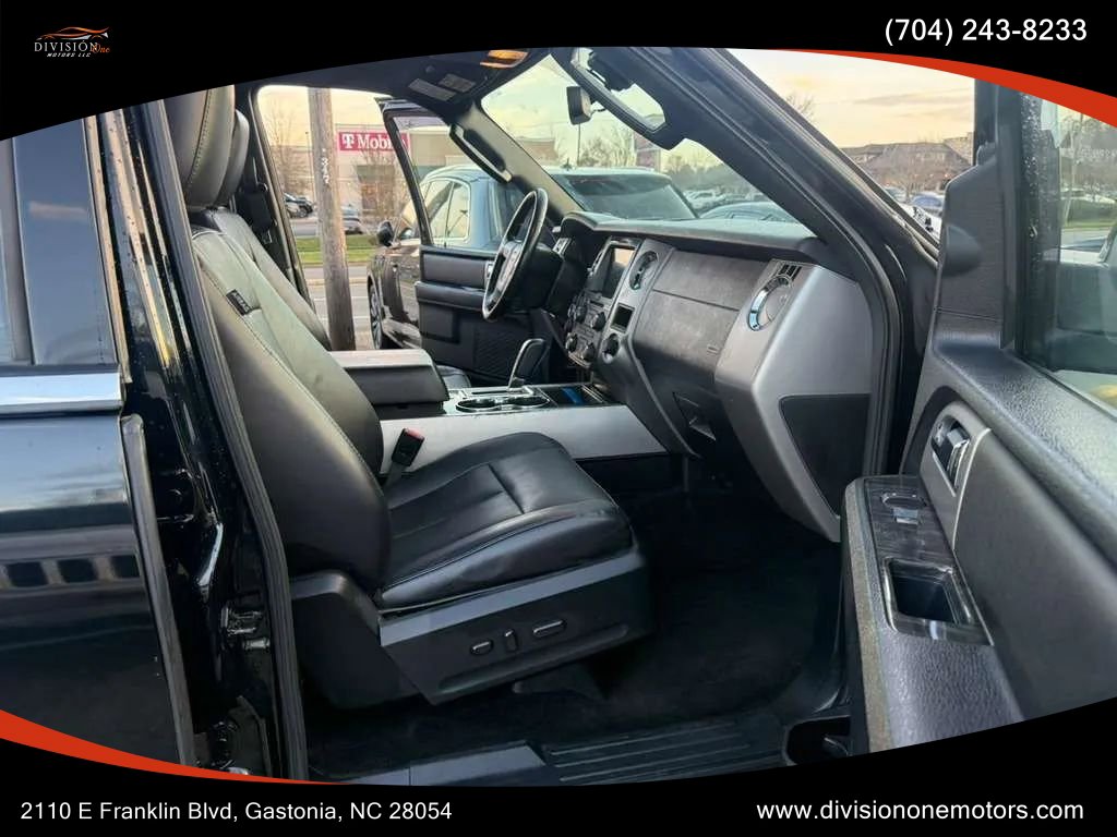 Used 2016 Ford Expedition Limited w/ Equipment Group 301A AWD/4WD image 16