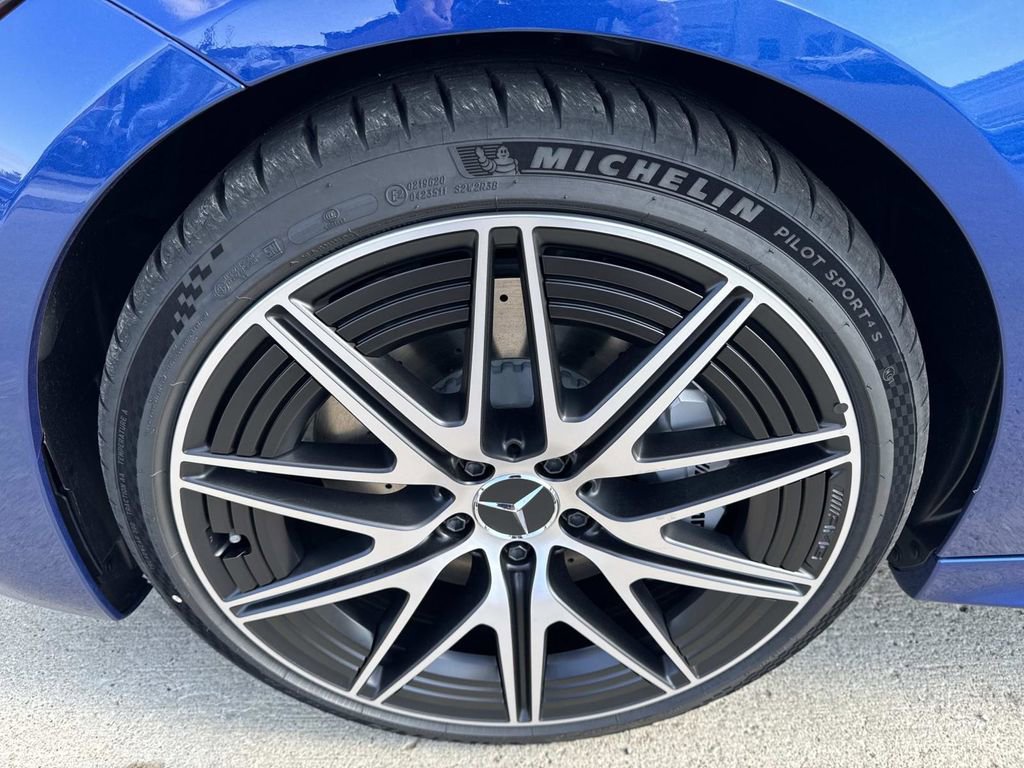 New 2026 Mercedes-Benz C 43 AMG 4MATIC Sedan image 11
