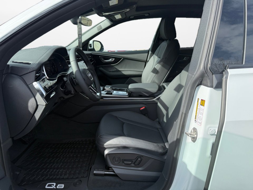 New 2026 Audi Q8 Premium Plus image 9