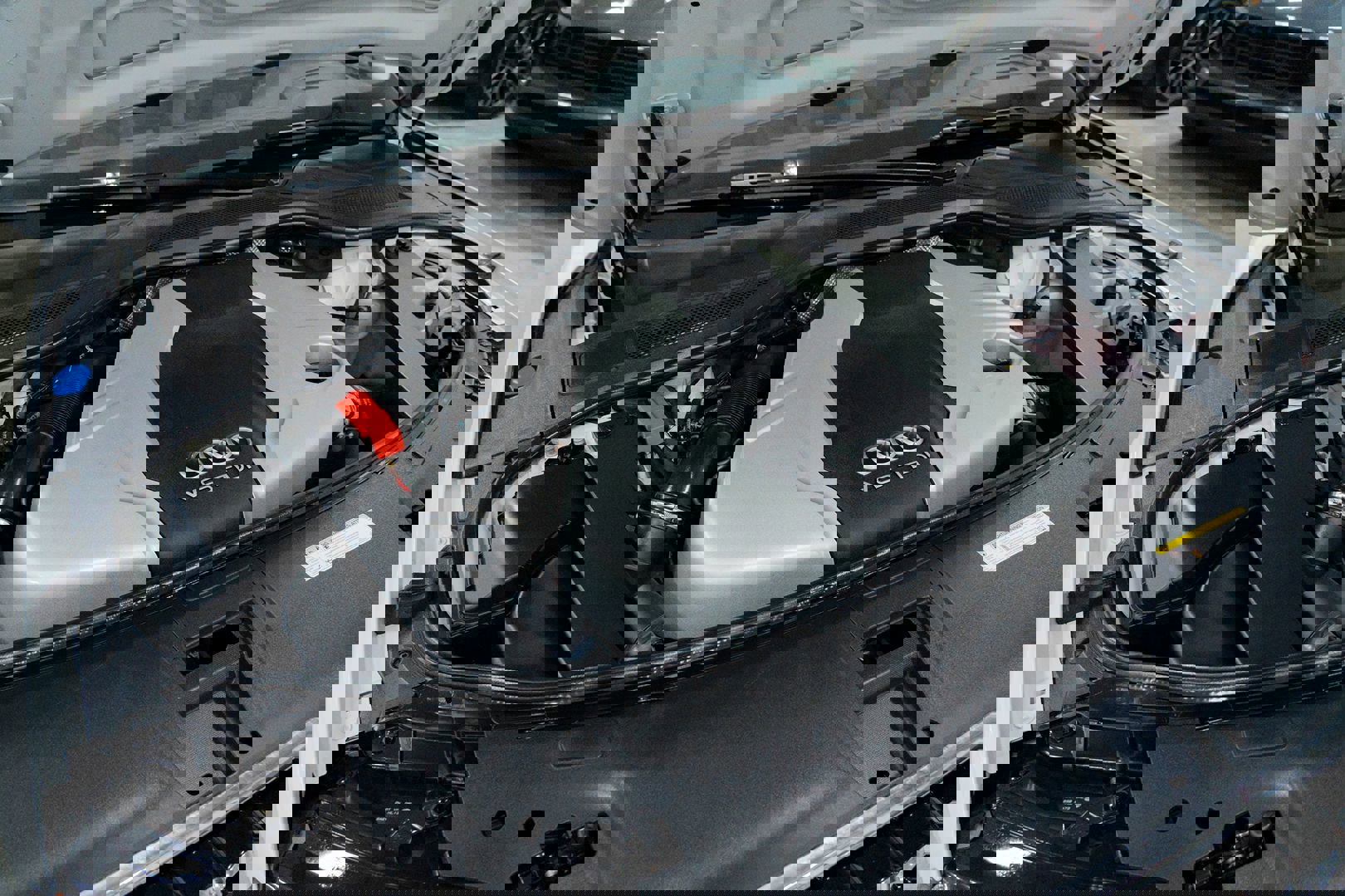 Used 2015 Audi A8 L TDI w/ Premium Package image 46