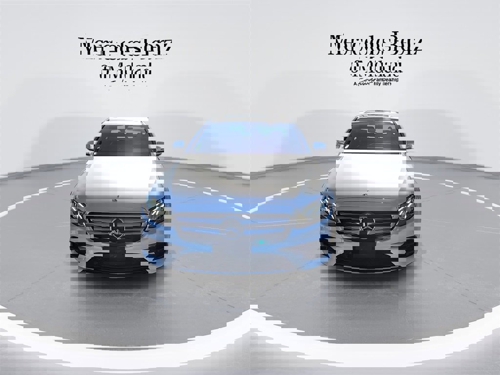 Used 2019 Mercedes-Benz E 450 4MATIC Sedan image 3