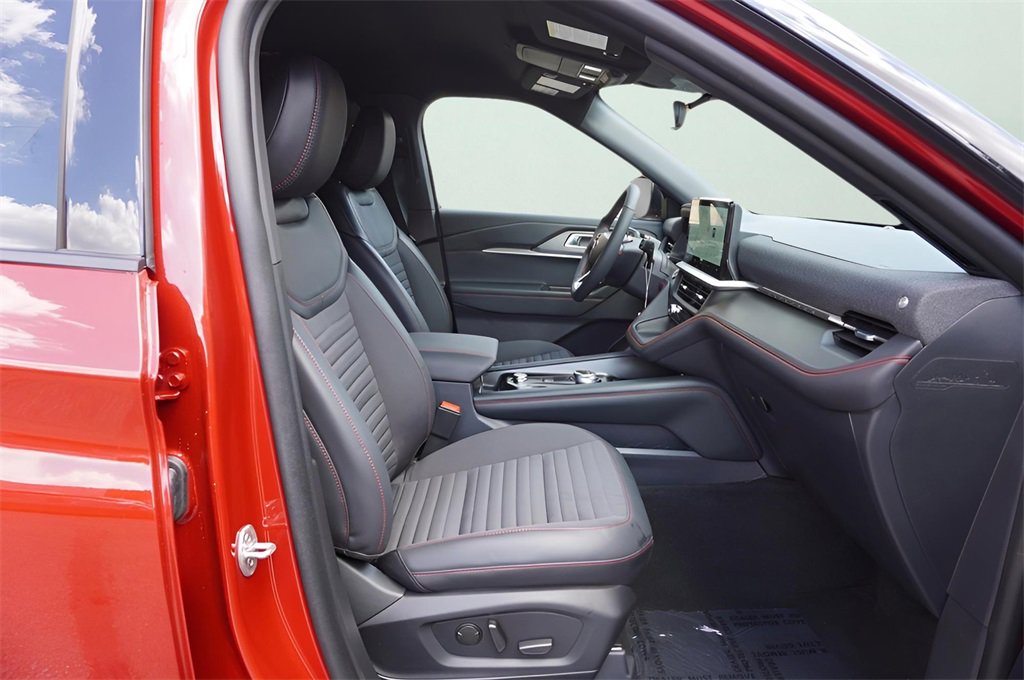 New 2025 Ford Explorer ST-Line image 9