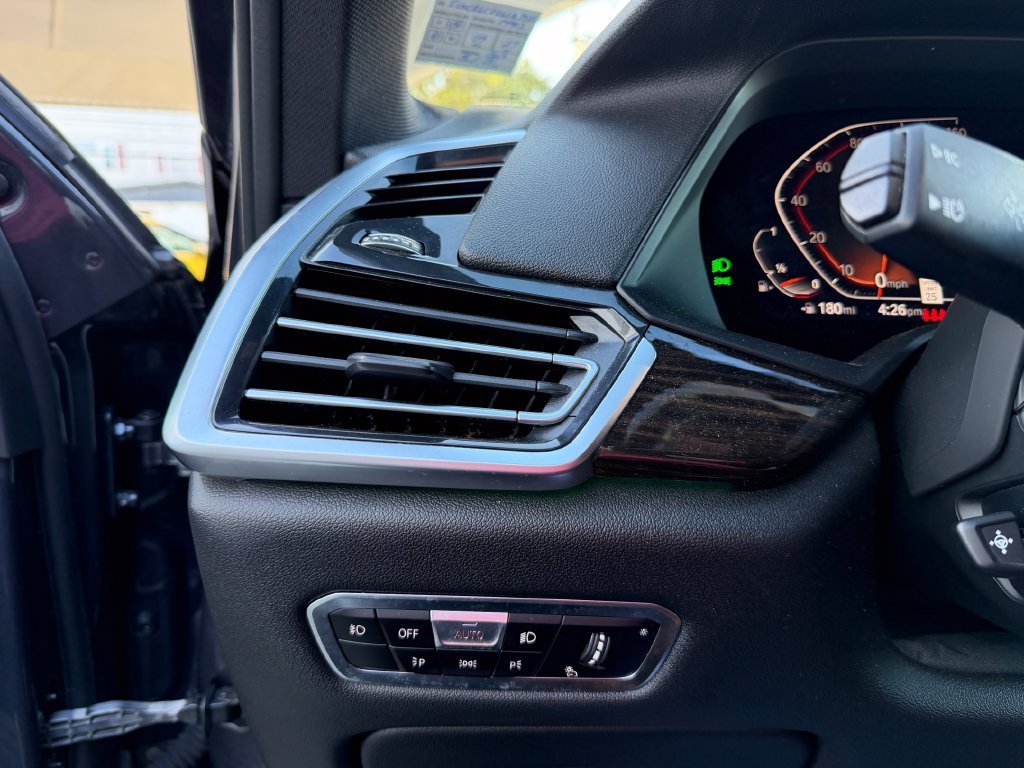 Used 2019 BMW X5 xDrive40i w/ Convenience Package AWD/4WD image 15