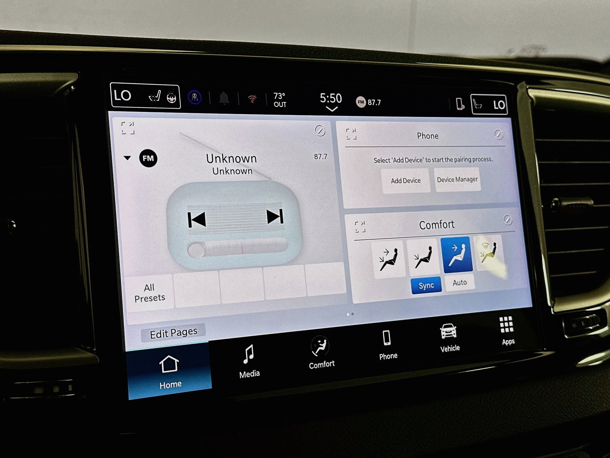 Used 2025 Chrysler Pacifica Select FWD image 21