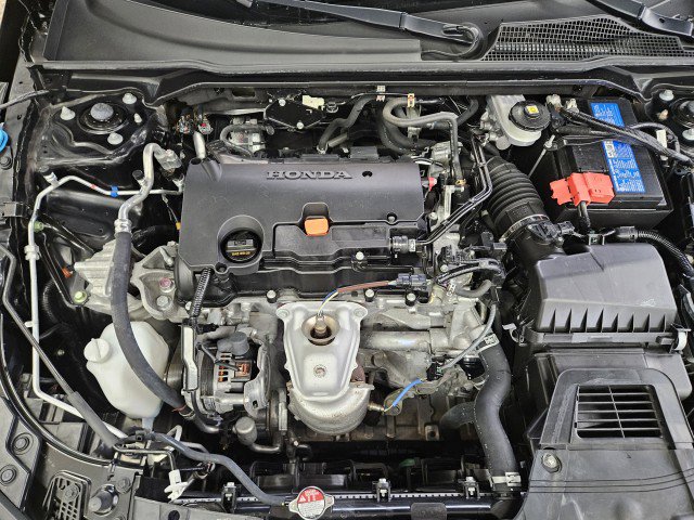 Used 2022 Honda Civic Sport image 7