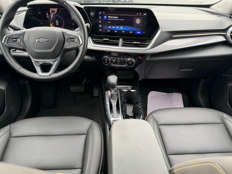 Used 2025 Chevrolet Trax ACTIV w/ Driver Confidence Package FWD image 9