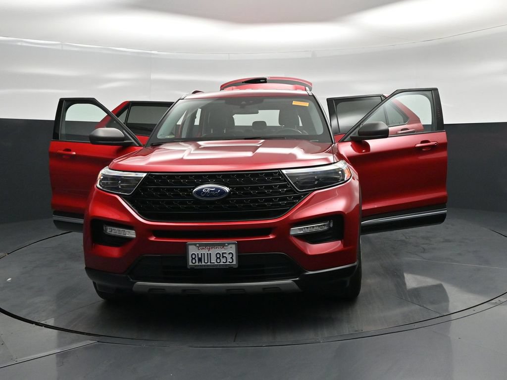 Used 2021 Ford Explorer XLT w/ Equipment Group 202A RWD image 28