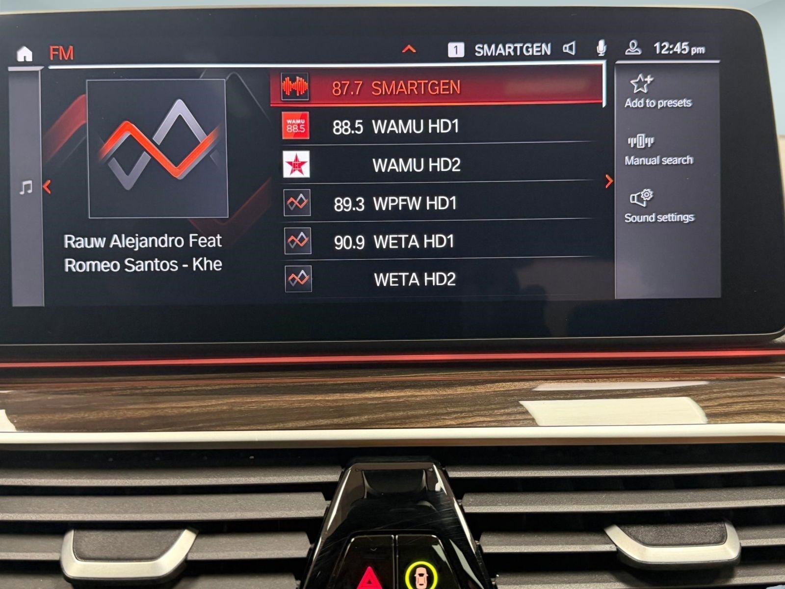 Used 2023 BMW 530i xDrive w/ Premium Package image 18