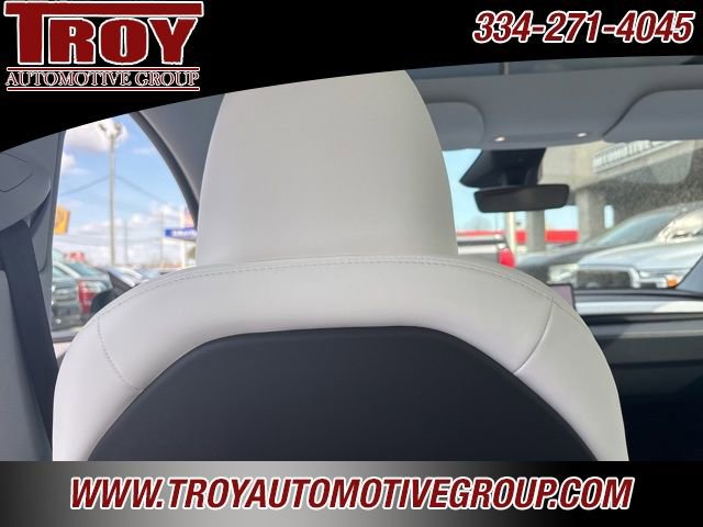 Used 2026 Tesla Model Y 2WD image 15