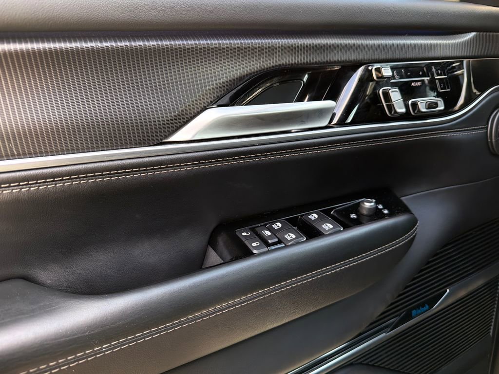 Used 2024 Jeep Grand Wagoneer L Series II w/ Quick Order Packagew 28T image 37