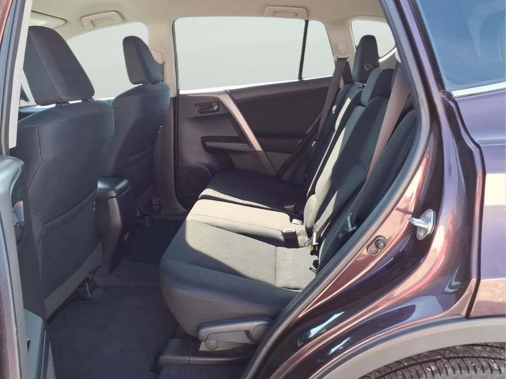 Used 2016 Toyota RAV4 LE AWD/4WD image 32