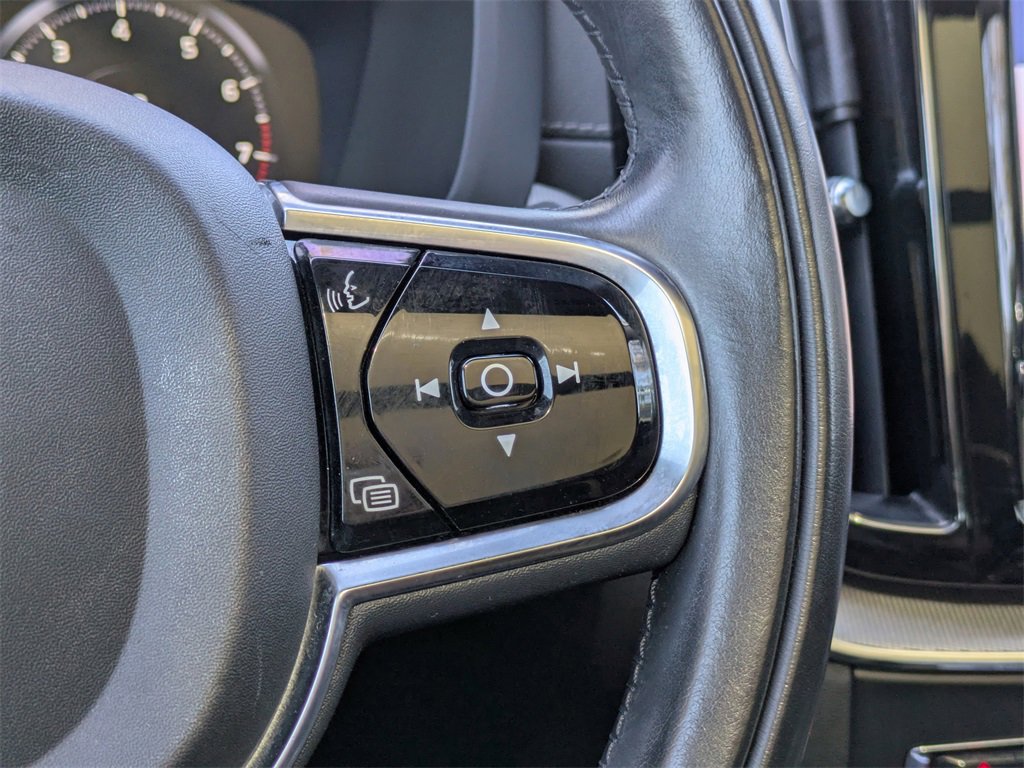 Used 2019 Volvo XC60 T5 Inscription w/ Protection Package Premier image 34