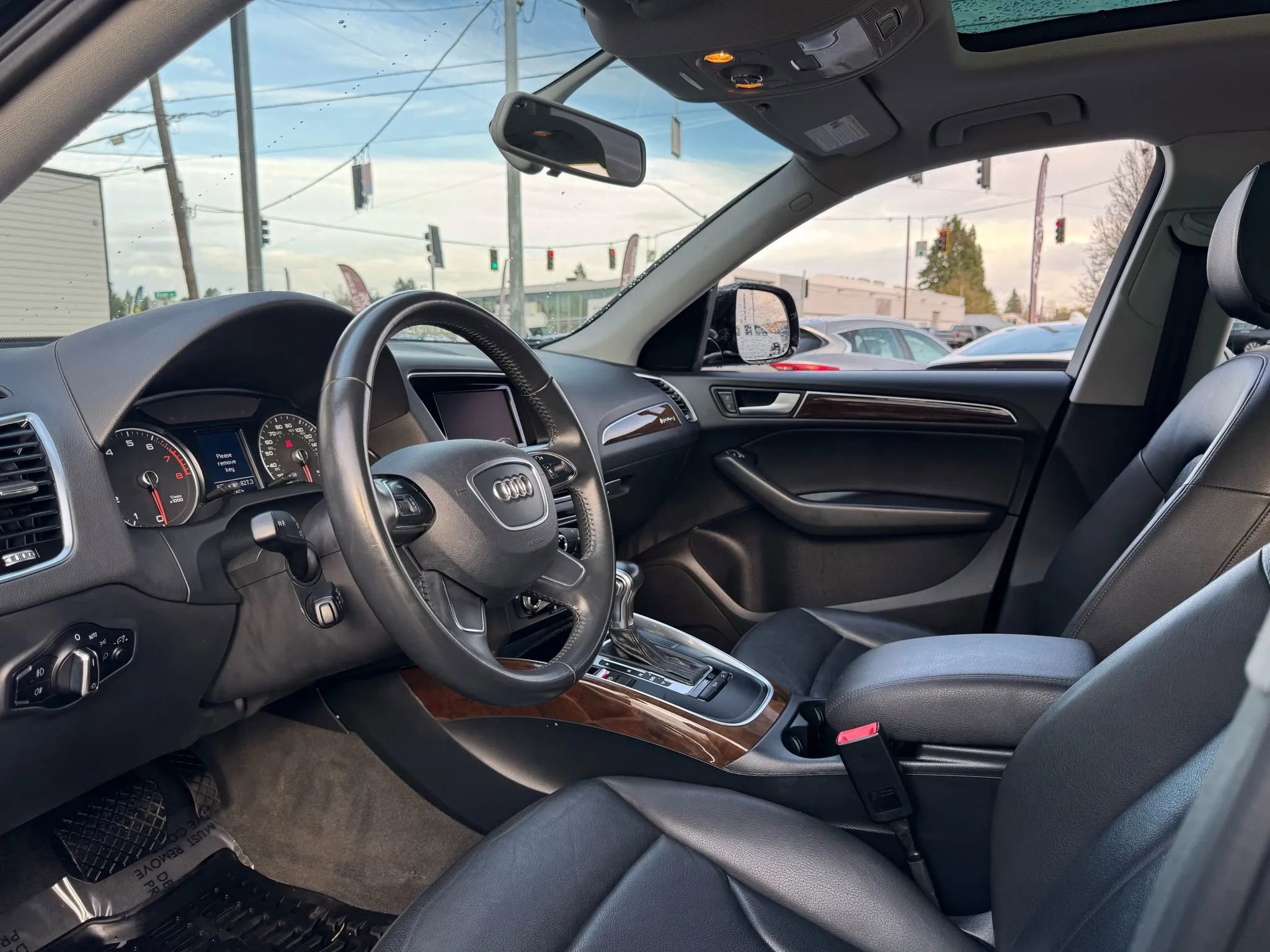 Used 2017 Audi Q5 2.0T Premium image 16