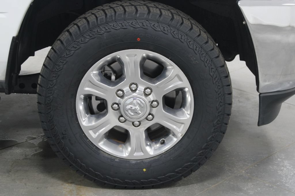 Used 2024 RAM 2500 Big Horn AWD/4WD image 17