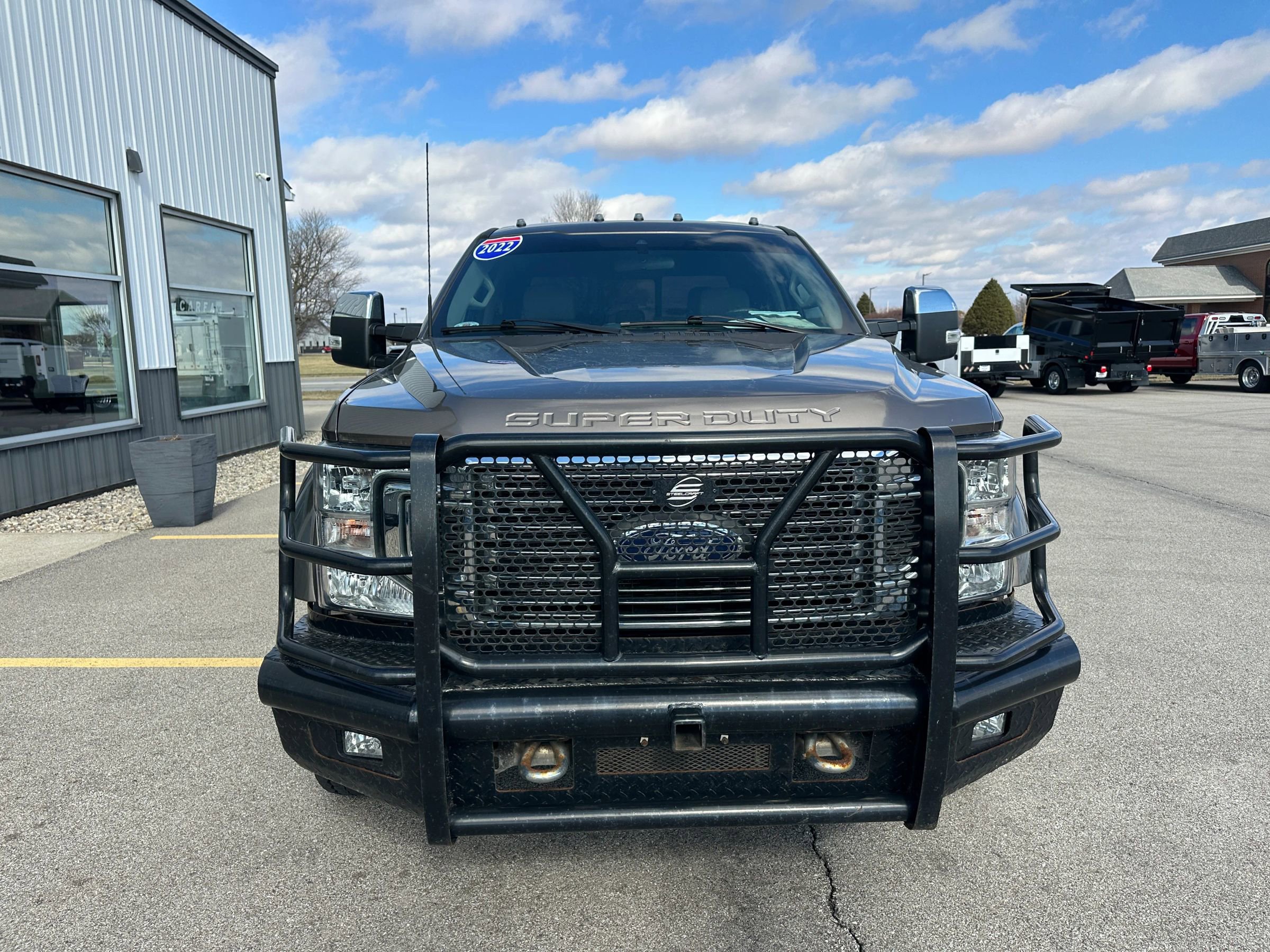 Used 2022 Ford F450 XLT w/ XLT Premium Package image 12